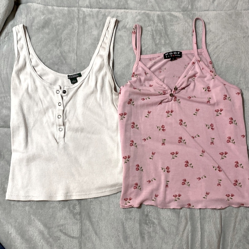 Tank Top Bundle 🤍💖 (2)